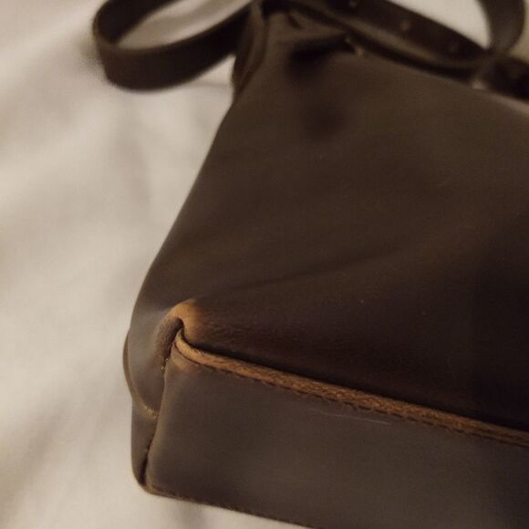 Liz Claiborne Brown Leather Shoulder Bag Purse - Picture 11 of 16